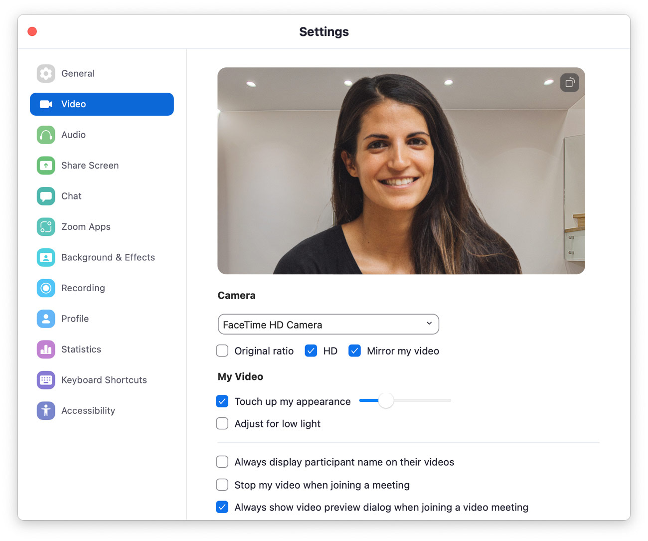 "Mirror my video" option in Zoom 
